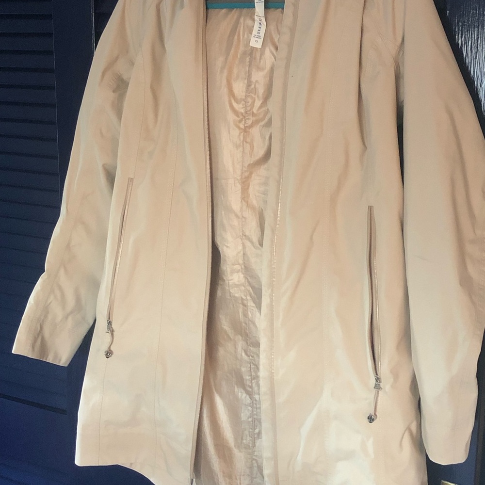 Lululemon Rain Coat